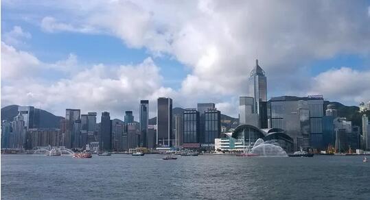 林郑月娥接受专访：携手合作建设国际一流湾区