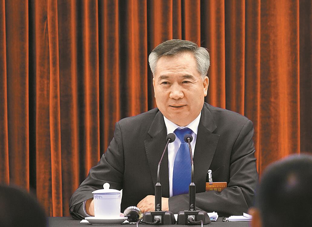 李希： 粵舉力聯手港澳建大灣區