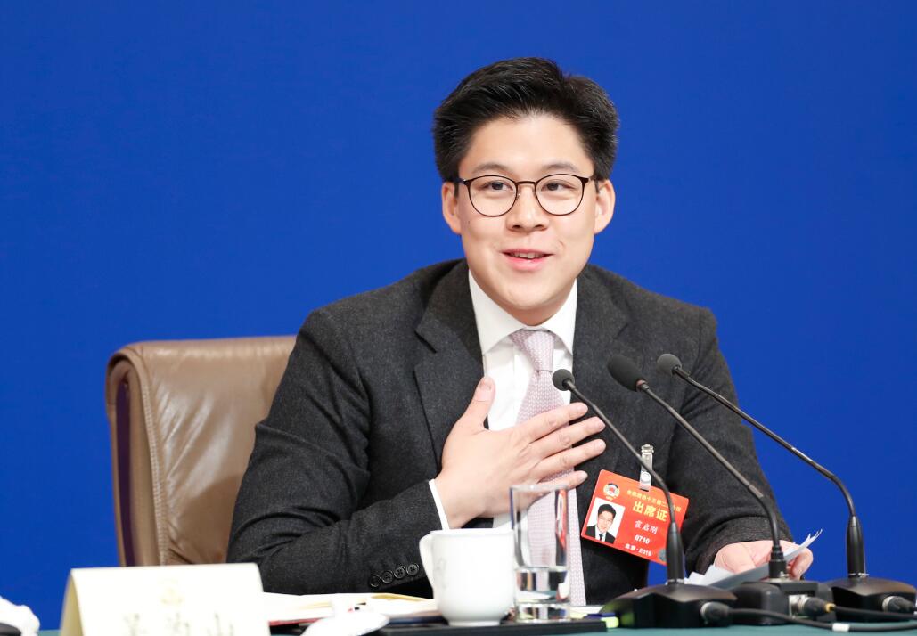 经导记者提问霍啟剛：大灣區是家的延伸