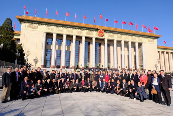 港委发声：為兩會點讚 為灣區鼓勁