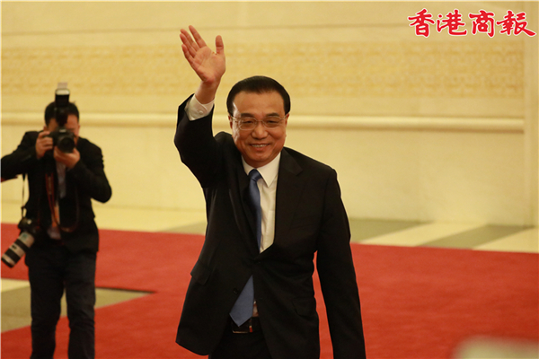 【今日会图】商报记者在现场——记者会上的总理风采！