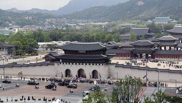 人均3万，韩国人为何高兴不起来