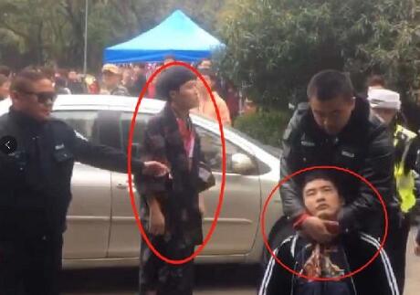 穿“和服”进武大赏樱被保安按倒 小伙：我穿的是唐装