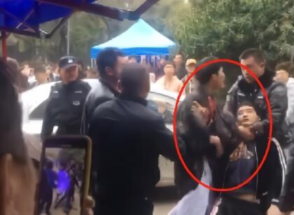 武大回应游客被打：一人未预约引冲突 望公众服饰得体赏樱