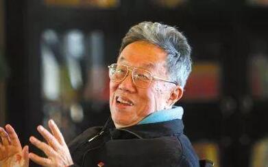 王蒙：为什么读书读太多反倒显得傻呢？