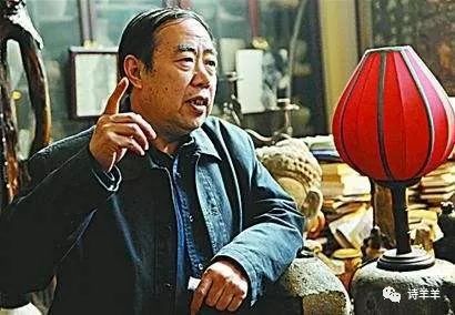 贾平凹：吃饭，和熟人吃着才香