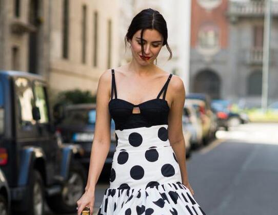 裙装的显瘦心机 各位肉肉的妹纸了解一下