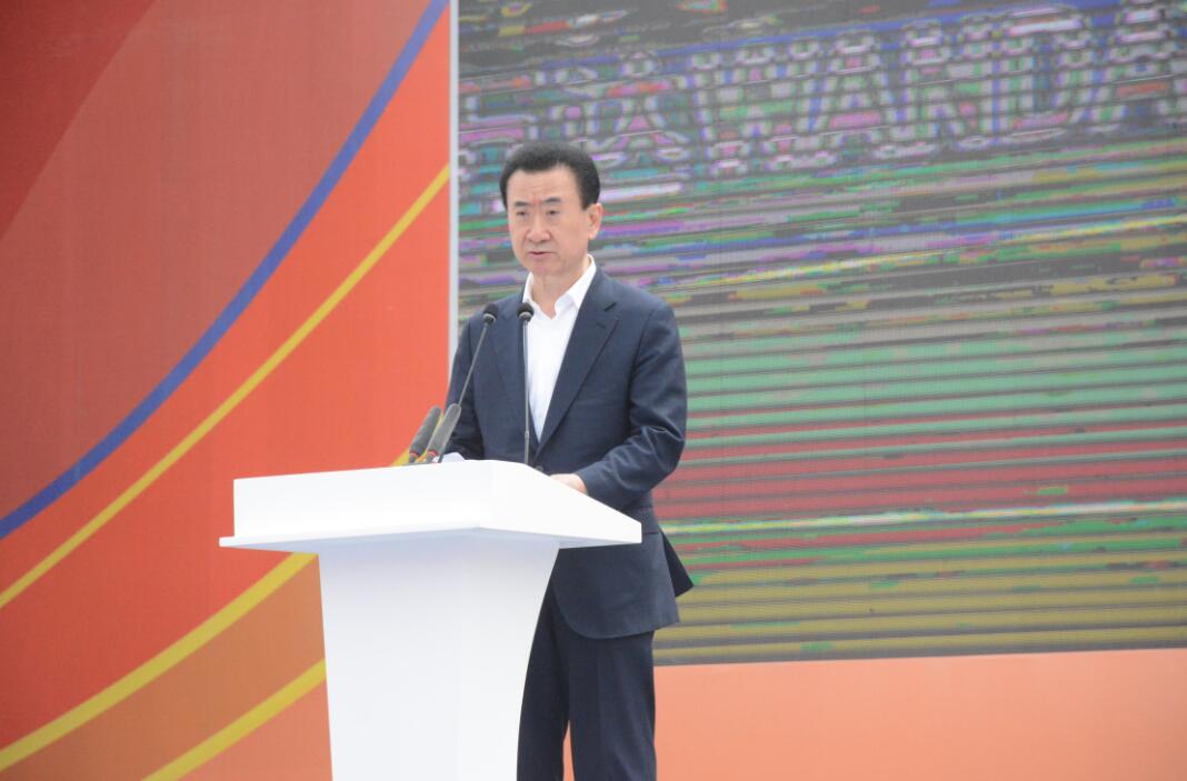 立足青訓 接手一方 王健林時隔20年重返足壇