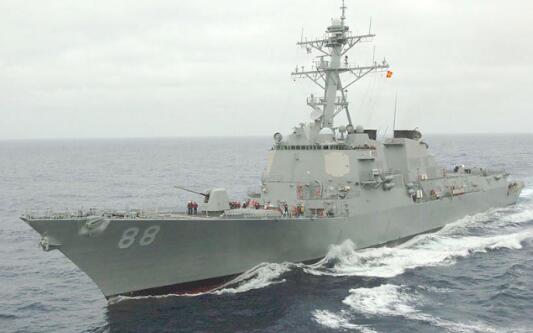 美艦擅闖黃岩島被驅離