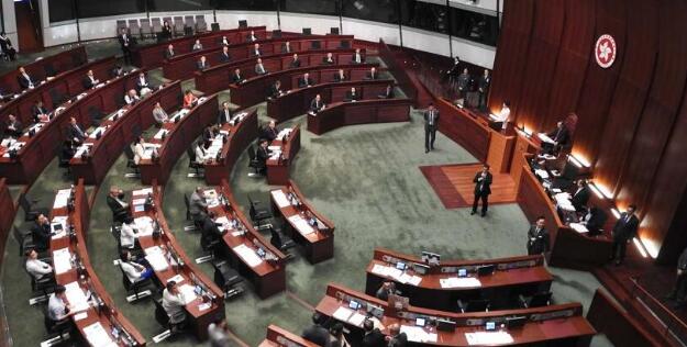 是誰浪費了修例的6周時間？