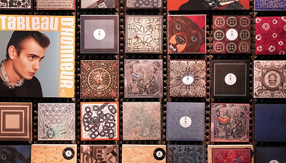 爱马仕产品供不应求，要生产更多丝巾和手袋