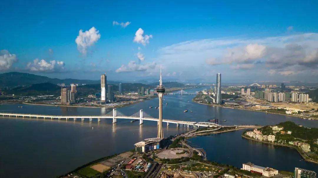 媒体峰会为粤港澳大湾区发展注入强劲动力