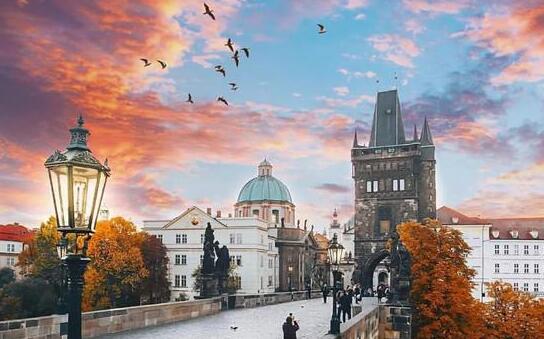 此生必去的“金色之城” 深陷中世纪浪漫