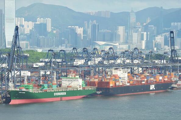 中美貿戰持續 環球經濟疲弱 港出口連跌6個月