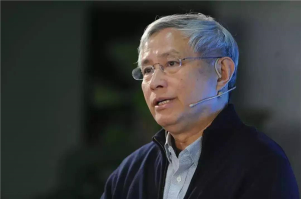 周其仁：突围记
