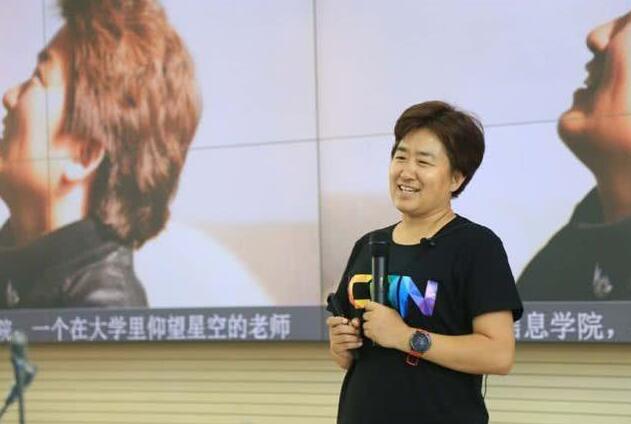 北大教授怒退IEEE：将企业列“黑名单”，全世界科学家都不能忍