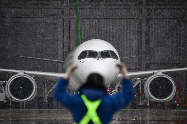 天工人巧日争新——“今日之中国”系列述评之四