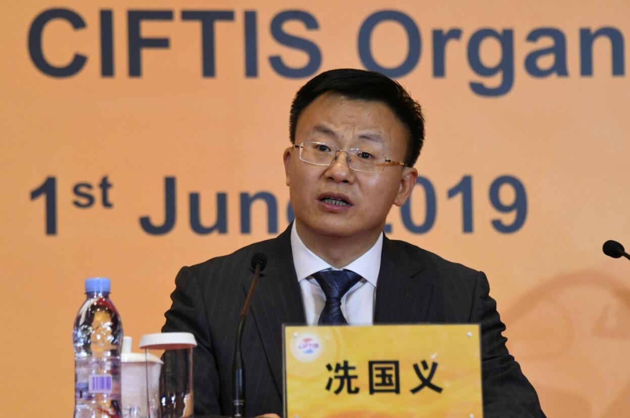 冼国义：将积极打造“中国服务”国家品牌