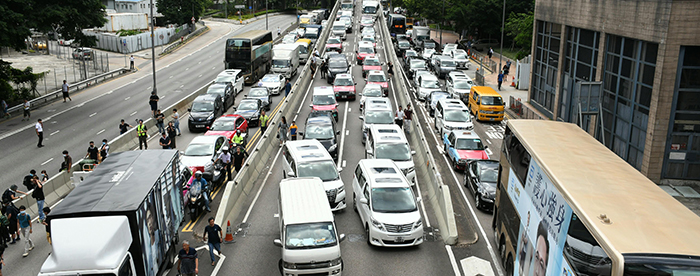 示威者圍堵行動衝擊公共服務 各界籲理性表達意見