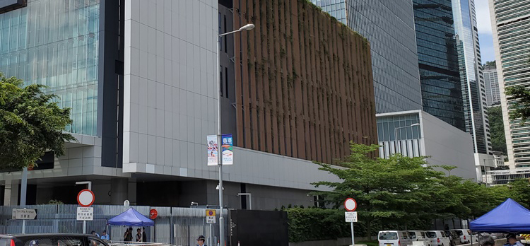 金鐘政府總部重開 立會大樓公眾服務逐步恢復