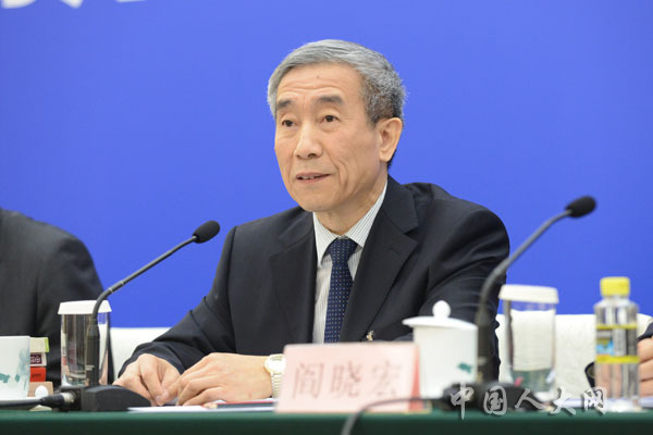 批評示威者傷害警察 李飛：不管如何擔心也不能違法