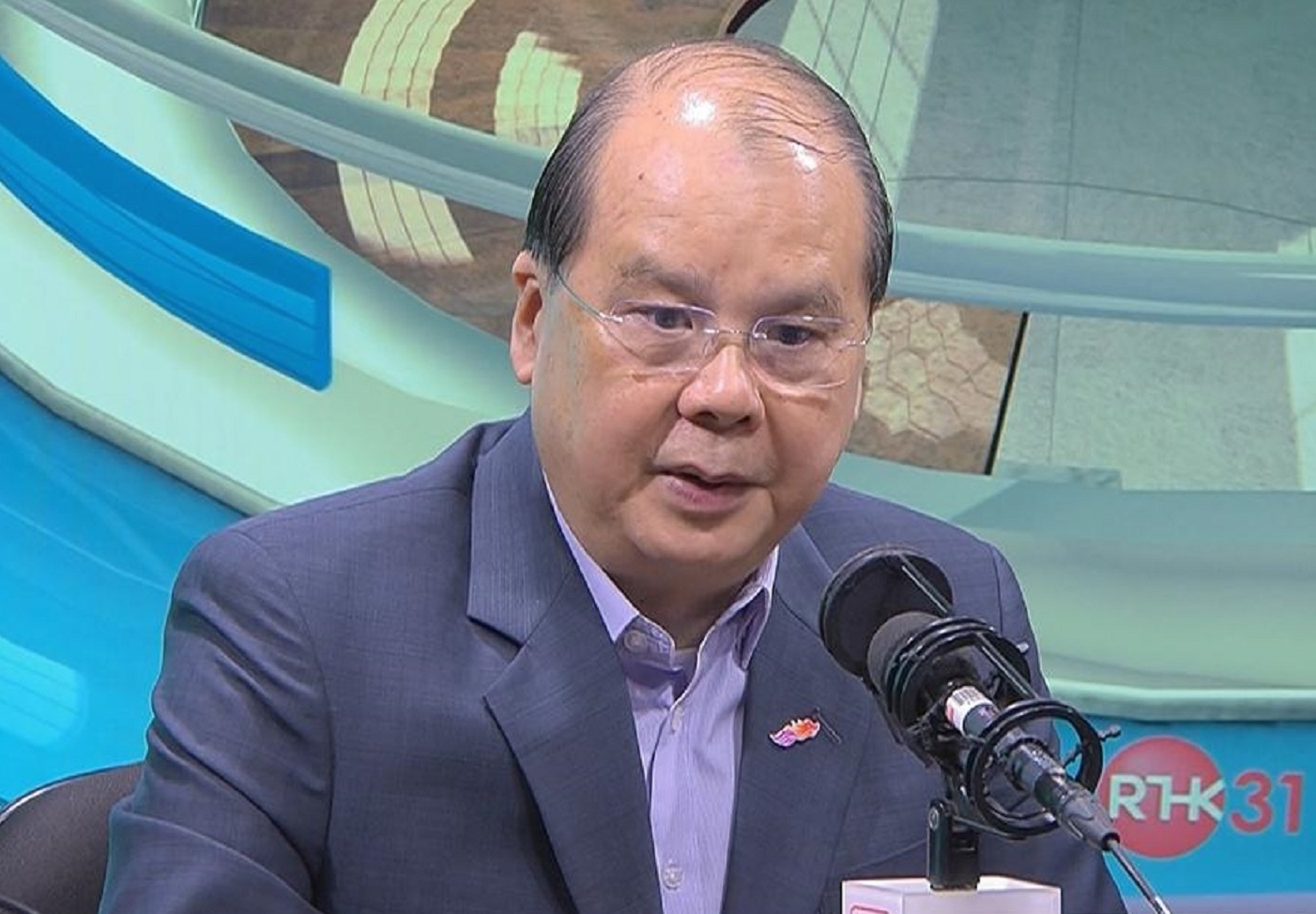 張建宗發信挺全體公務員 感謝盡忠職守 冀社會復平靜