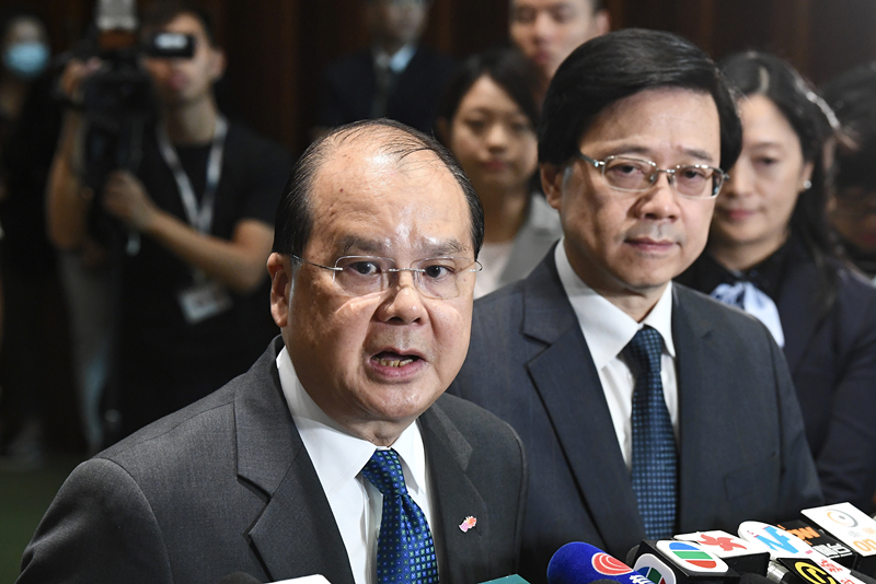 連日來多個政府部門運作受示威影響 張建宗籲和平表達意見勿擾民