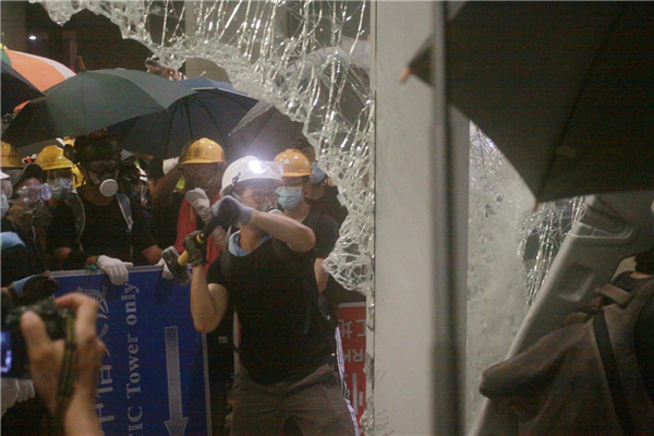 劏房戶能否圍堵爭「上樓」？