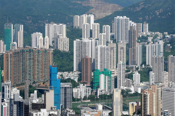 內憂外患打擊入市意欲 6月樓宇買賣急跌逾四成