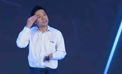 李總怎樣才能安心演講？