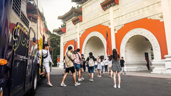 蔡當局頻生事端挑釁一中 大陸暫停赴台自由行