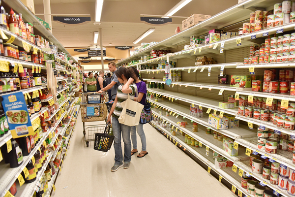 數據面前仍嘴硬 白宮否认加稅成本轉嫁消費者 