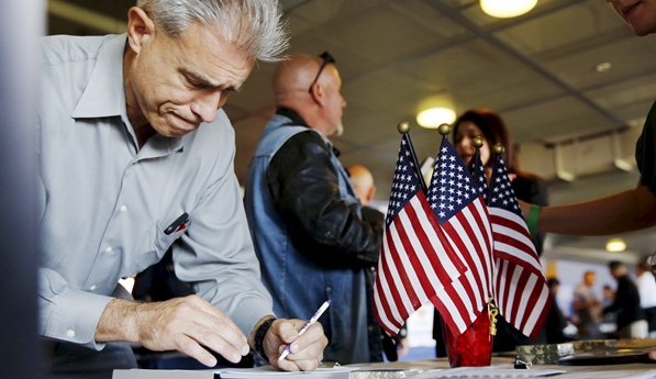防經濟陷入衰退 特朗普又考慮減稅