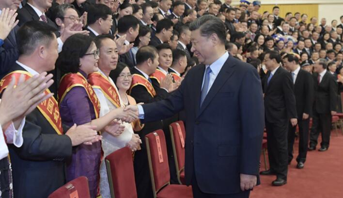 习近平会见中国红十字会第十一次全国会员代表大会代表