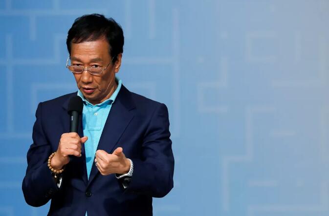 卷土重来，郭台铭向蔡英文下战书