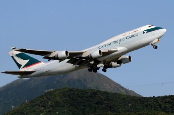 史樂山辭任國泰航空主席