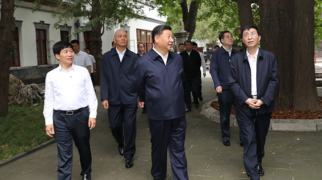 習近平視察北京香山革命紀念地