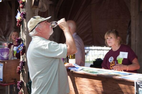 美日贸易协定提前曝光？日本送给美国一份大礼