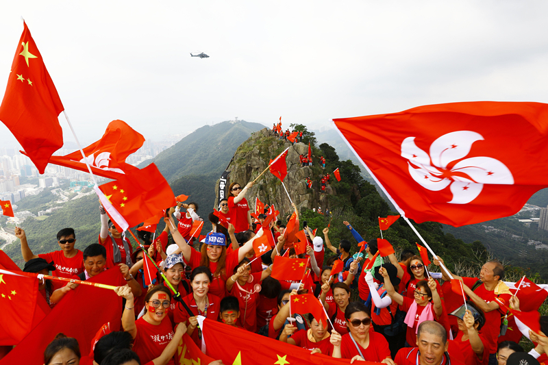 不容暴力毀港經濟