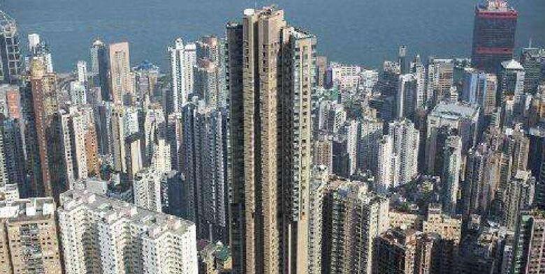 8月本港豪宅買賣創半年新低