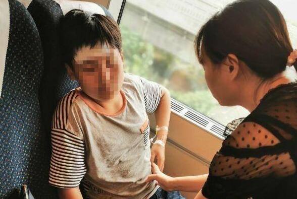給俠義擔當的醫生多一些掌聲