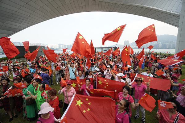 300市民國歌快閃賀國慶