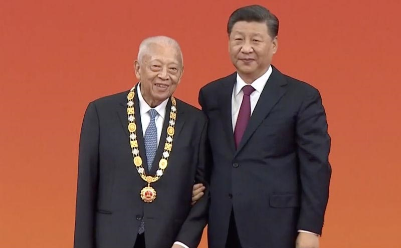 「『一國兩制』傑出貢獻者」 董建華獲頒國家榮譽稱號