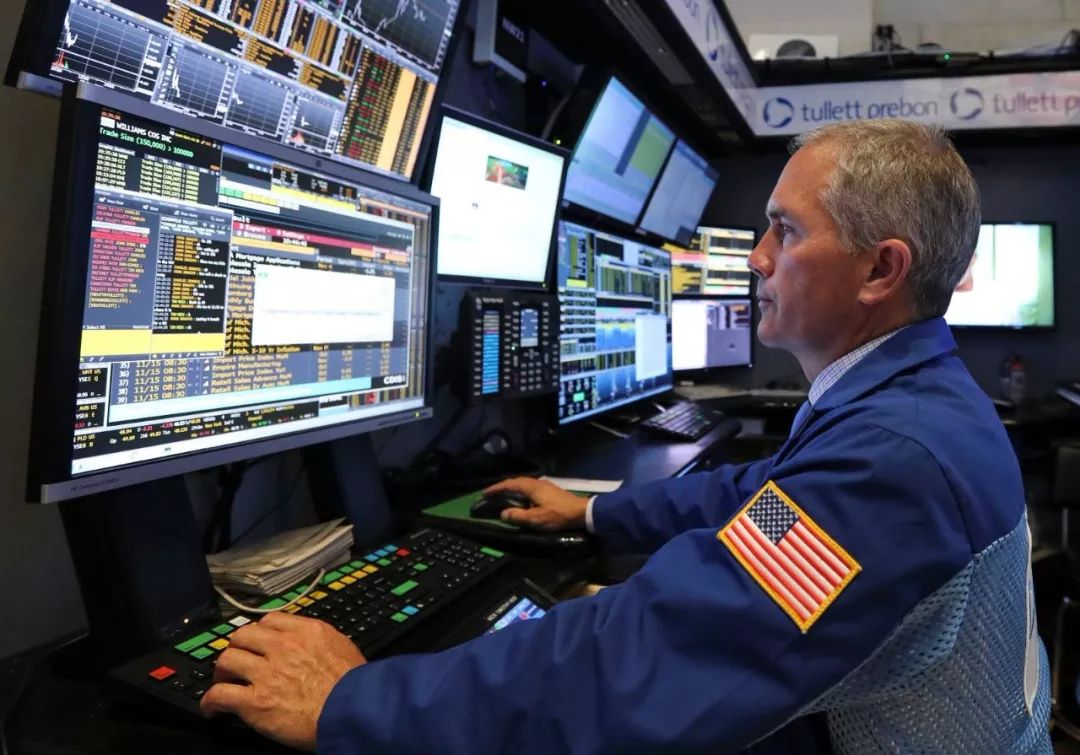 美国政府辟谣“退市”传闻，但中国应该要为“万一”做准备了