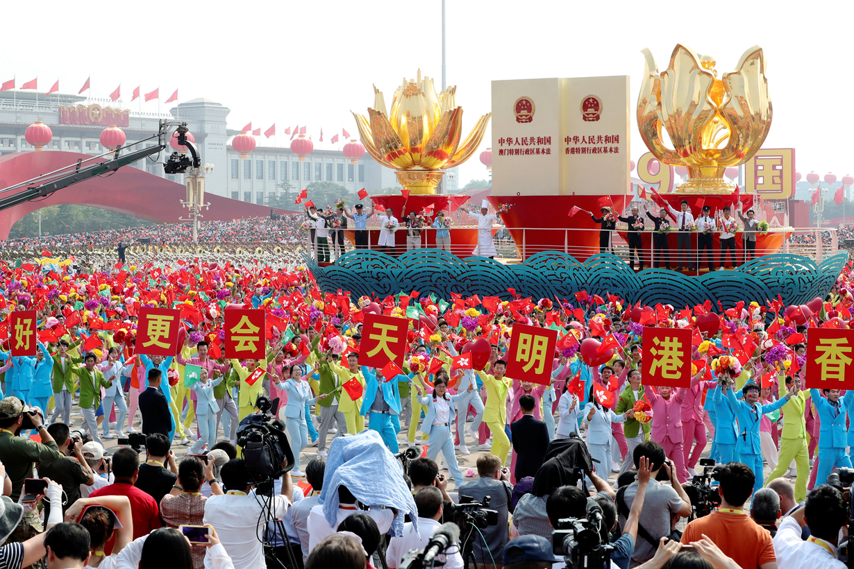 【庆祝新中国70华诞】港人觀禮心潮澎湃