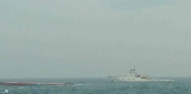 两艘大陆船只在澎湖附近海域翻覆 12名船员失踪