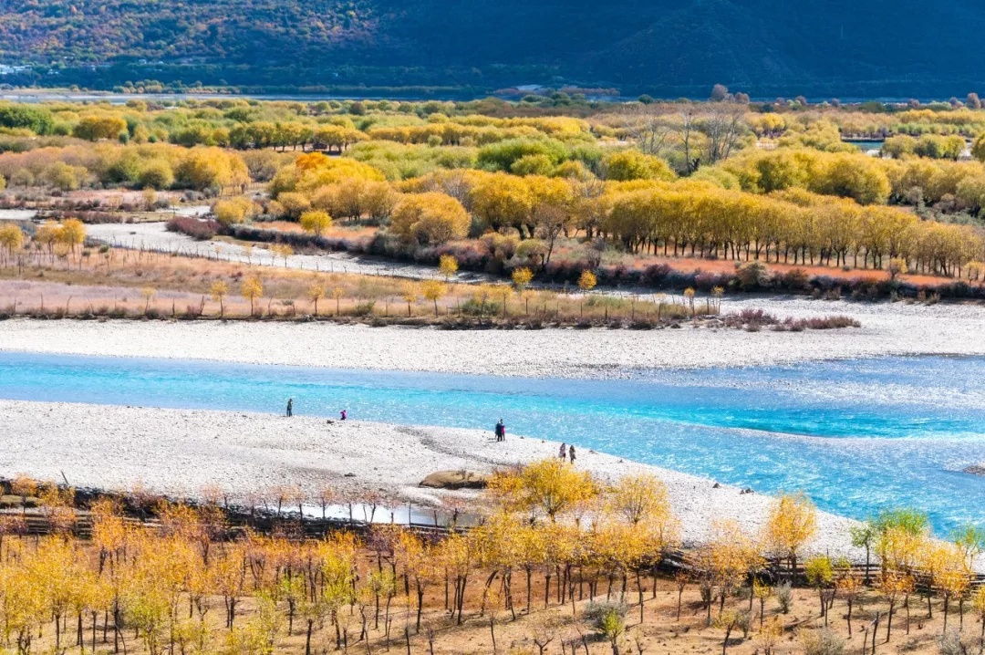 四条经典自驾进藏路线 每一条都有极致美景