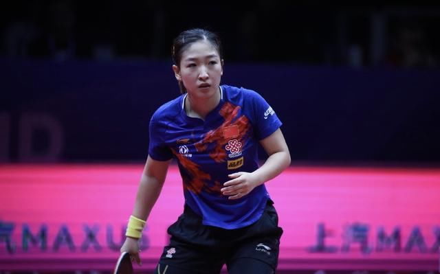 刘诗雯力克朱雨玲荣膺女乒世界杯“五冠王”