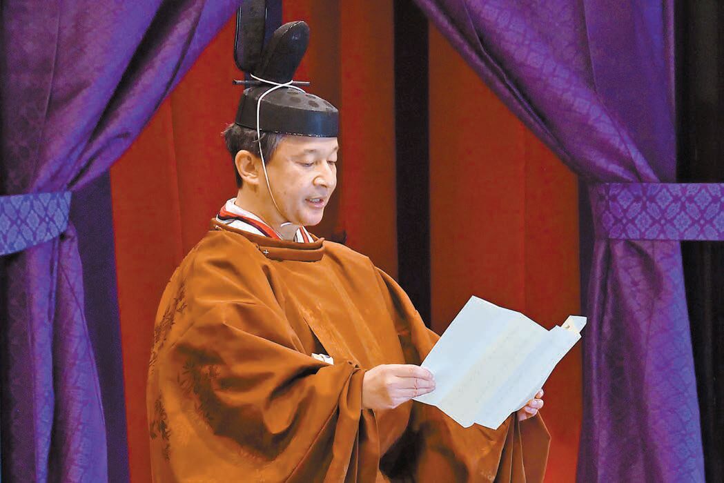 日皇昨即位 安倍呼萬歲 相隔約30年即位禮 180國貴賓出席