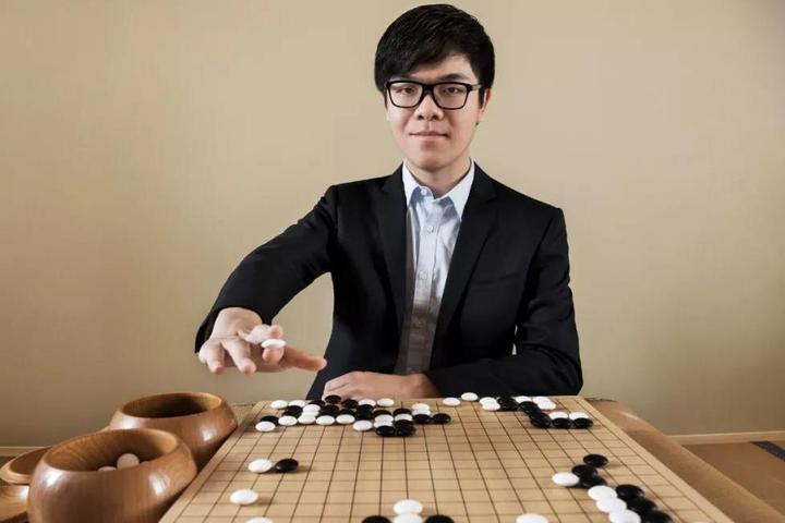 柯洁兼顾学业和棋赛 入学清华后再夺一冠